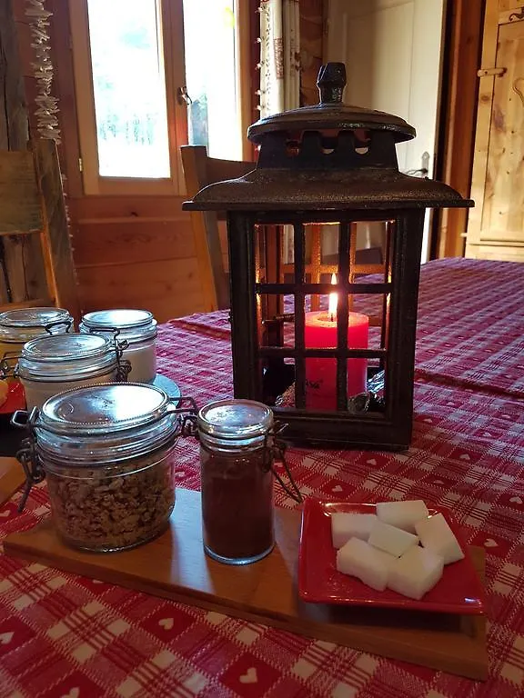 Le Chalet Du Queyras And Spa